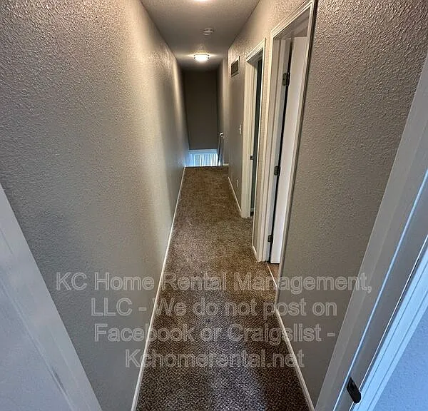 503 SW 4th St — Photo 14