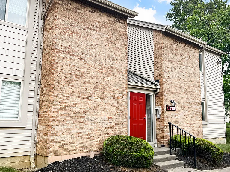 Hunter's Creek Apartments — Photo 16
