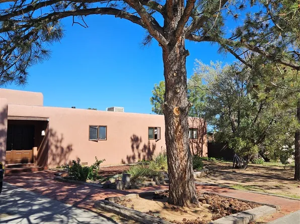 2575 Calle Delfino, Santa Fe, NM 87505