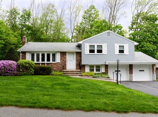 8 Gaines Rd, Sharon, MA 02067