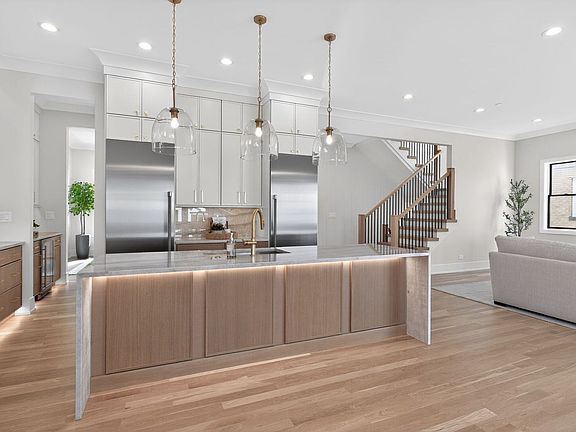 4th image of 1414 S Prospect Ave