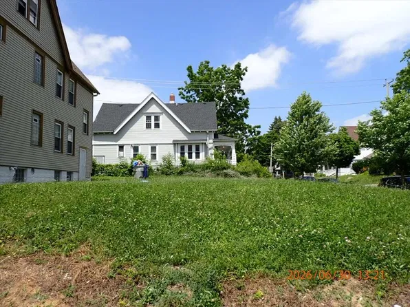 1400 W BURLEIGH STREET #1402, Milwaukee, WI 53206