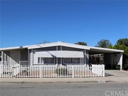 1st image of 575 Seville Dr
