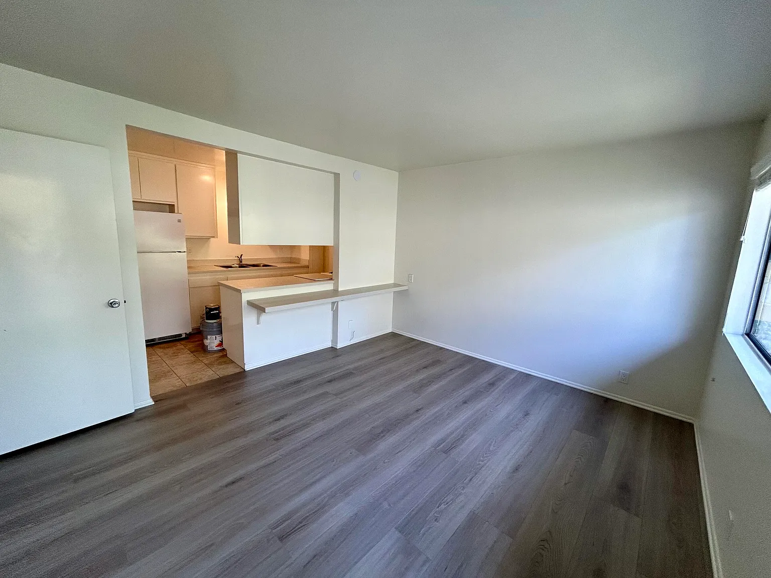 1 bed, 1.0 bath, $2,495 — Photo 4