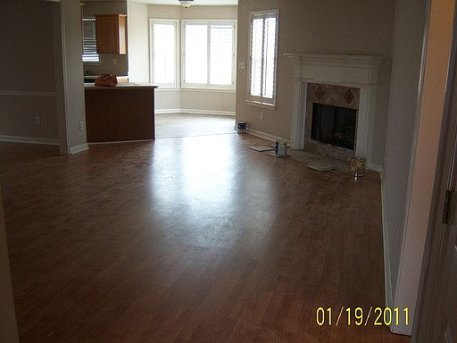 3rd image of 7259 Lauren Ln