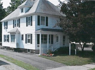 108 W Maple Ave, Newark, NY 14513