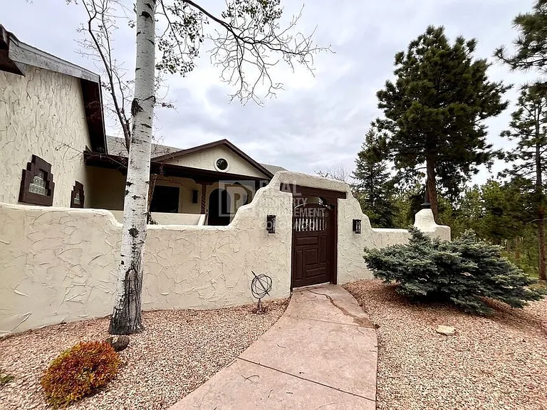 17995 Minglewood Trl — Photo 5