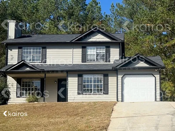 3160 Creekwood Dr, Rex, GA 30273