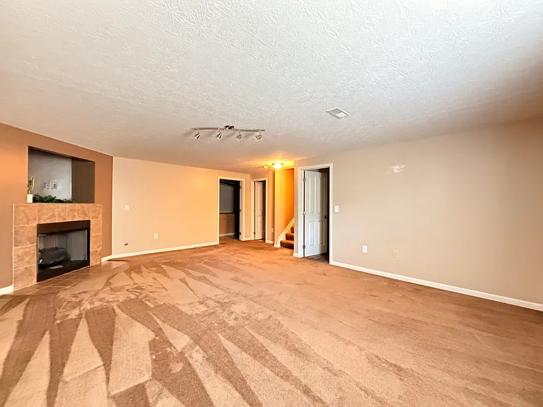 7408 Cayman Ln — Photo 22