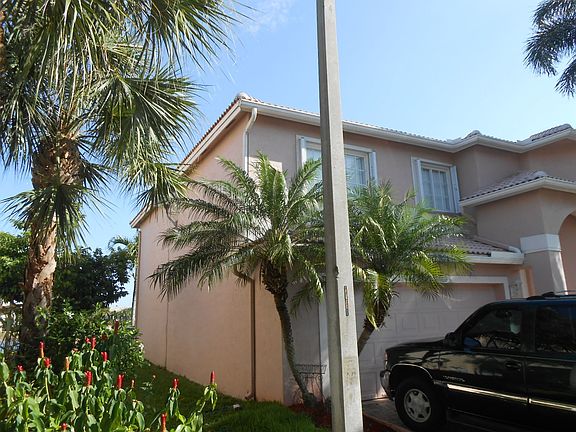 5th image of 16915 NW 20th St