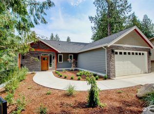 17 Inlet Cir, Bellingham, WA 98229