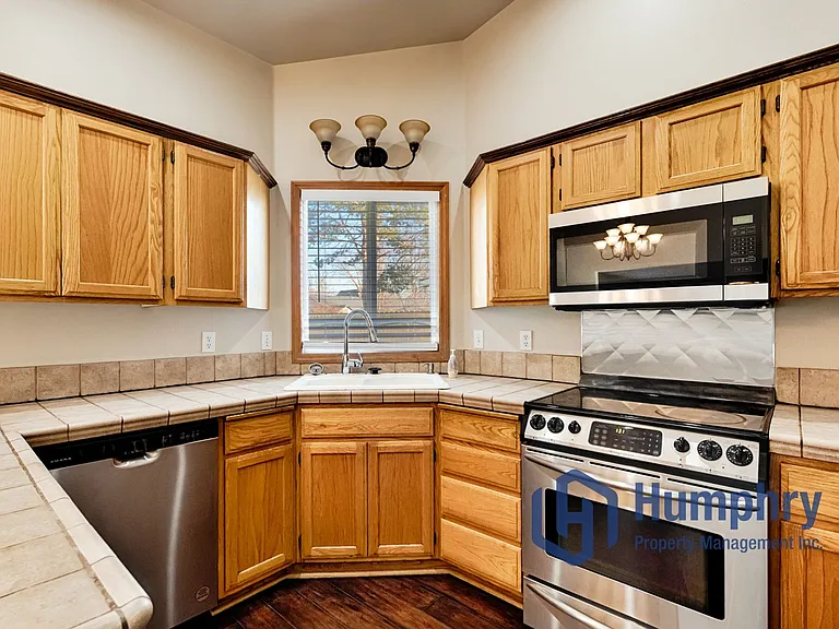 256 W Woodbury Dr — Photo 11