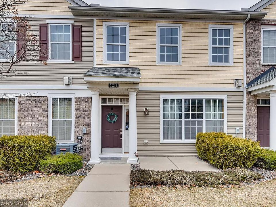 1st image of 1242 Chateau Ave #407