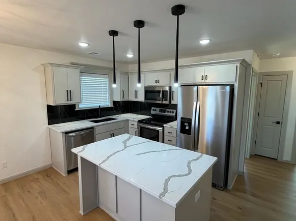 103 N Atlanta St, Owasso, OK 74055