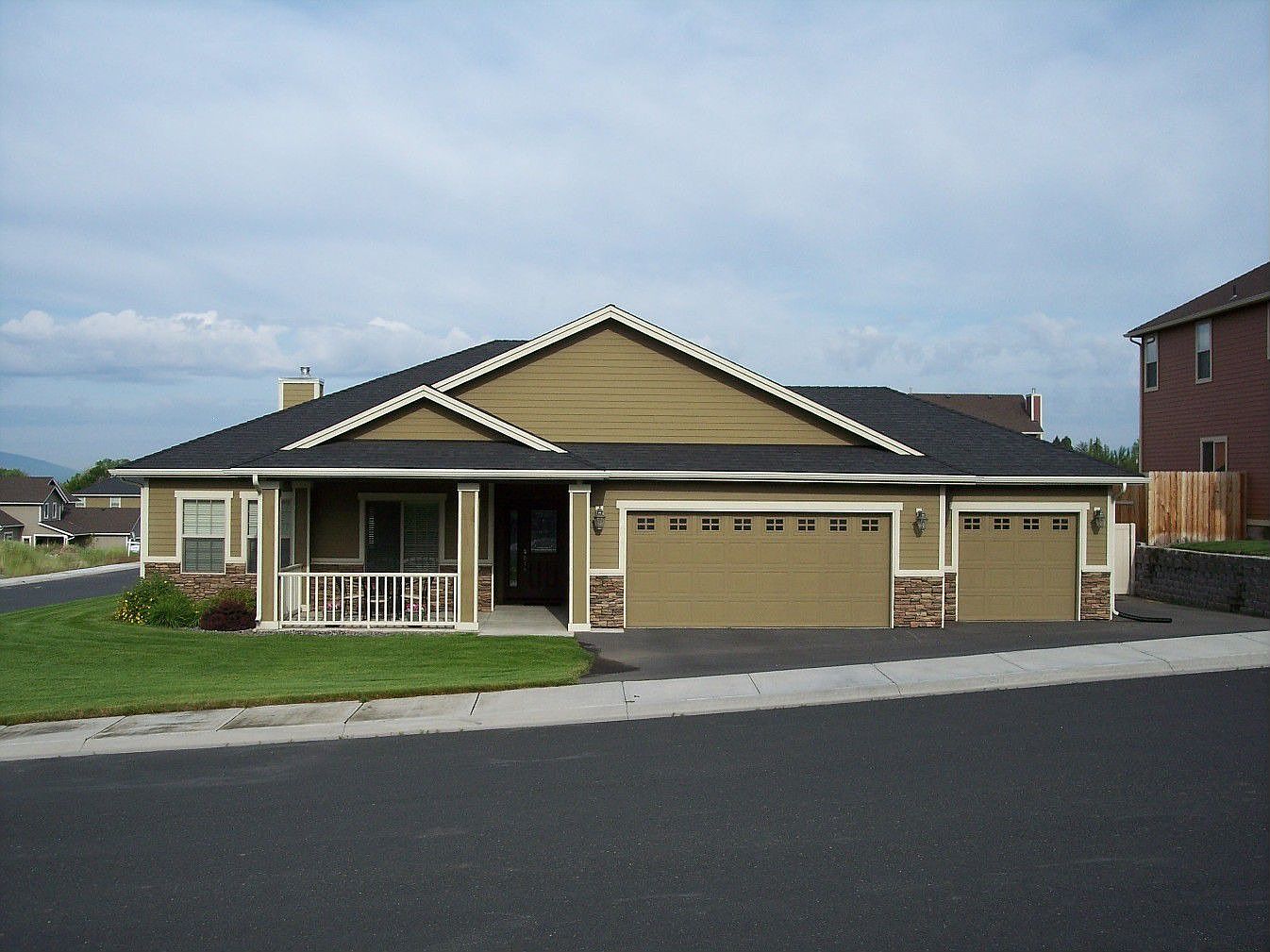 2728 Sierra Heights Dr, Klamath Falls, OR 97603 Zillow