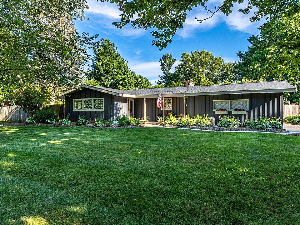 1st image of 4506 Braeburn Dr SE