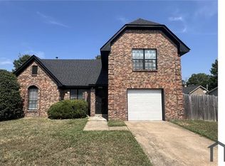 6950 Hillshire Dr, Memphis, TN 38133