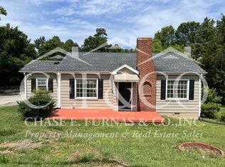 304 Cedar Springs Rd, Spartanburg, SC 29302