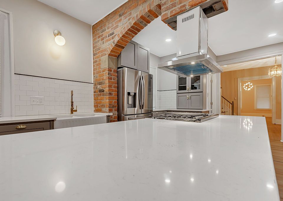 1st image of 335 Miller Ave