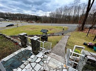 56 Meriden Rd, Rockfall, CT 06481