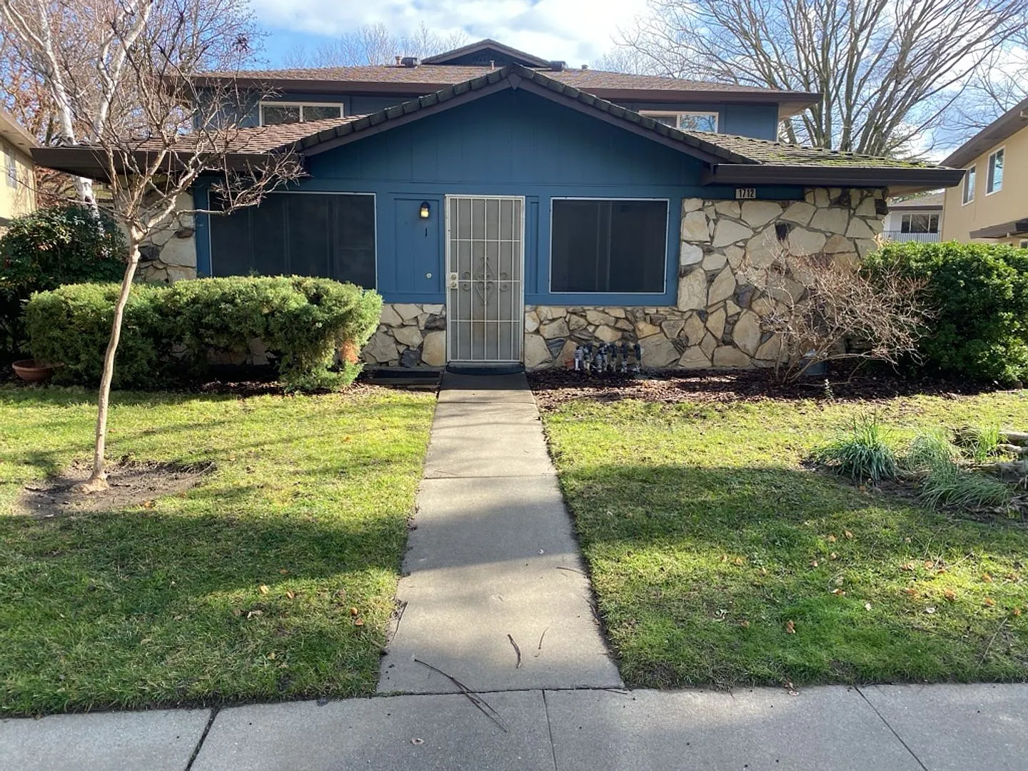 2 Bedroom Condo in North Davis for September move in! — Photo 1