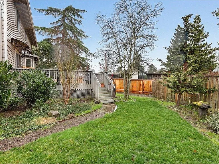 2895 NW 156th Pl — Photo 2