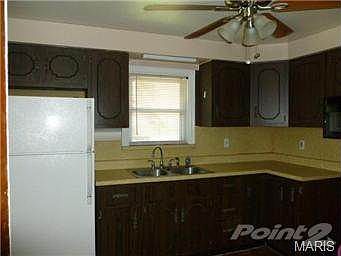 3rd image of 3551 Roy Ave