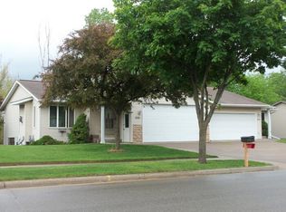 1018 Oak Forest Dr #1020, Onalaska, WI 54650