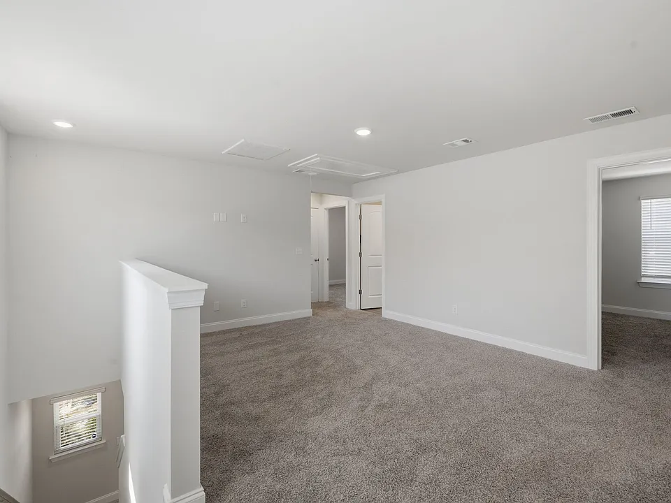 4371 Skyridge Dr