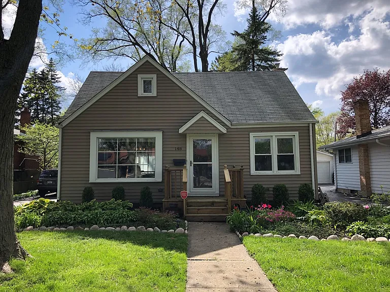 148 S Cedar St — Photo 24