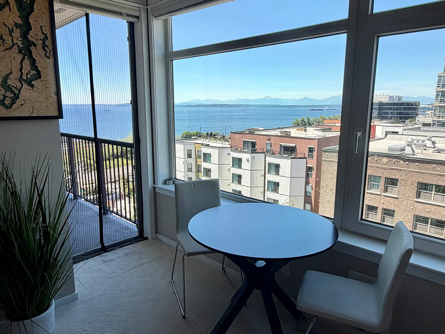 1 bed, 702 sqft, $3,000 — Photo 2