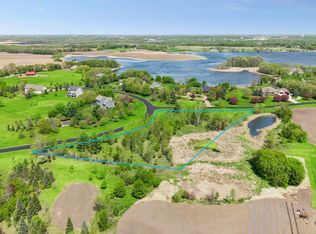12600 Island View Cir, Rogers, MN 55374