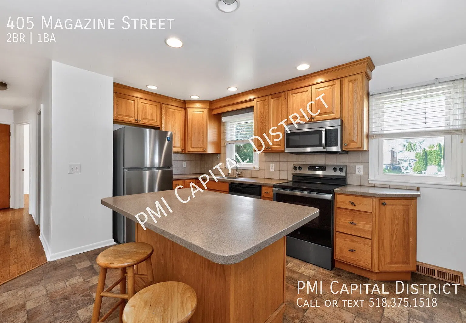 Cozy 2 bedroom, 1 bath single family ranch home, with garage and generous yard space. Within minu... — Photo 3