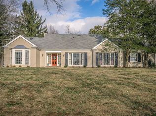 2701 Anchor Way, Anchorage, KY 40223