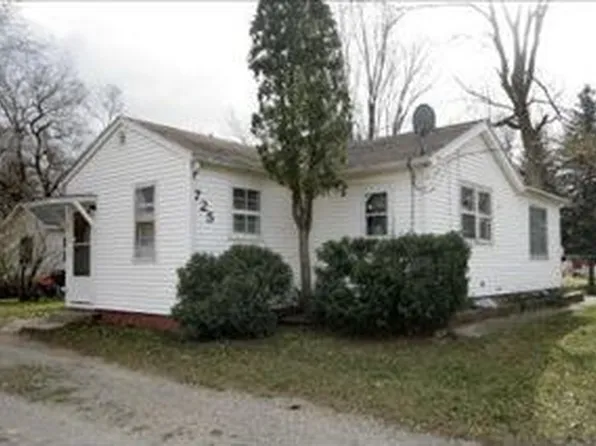 725 Irving St, Otsego, MI 49078