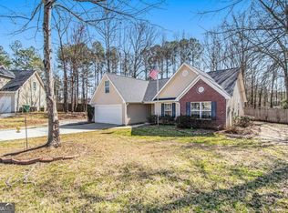563 Walton Dr, Social Circle, GA 30025