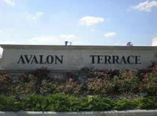 2405 Quiet Arbor Ln, Pearland, TX 77581