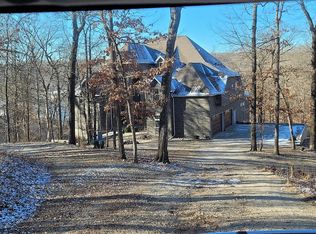 636 Blue Water Bay Dr, Sunrise Beach, MO 65079