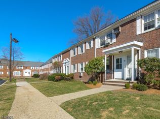 40B Meadowbrook Pl BUILDING 40-B, Maplewood, NJ 07040