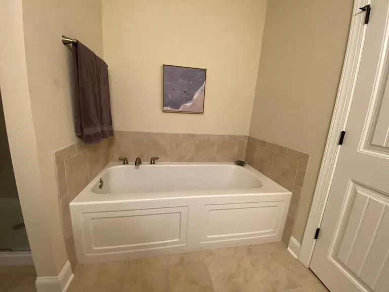 801 Mariners Cir — Photo 17
