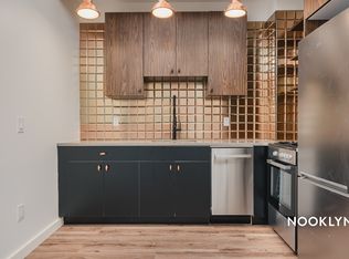 150 Bayard St #6D, Brooklyn, NY 11222