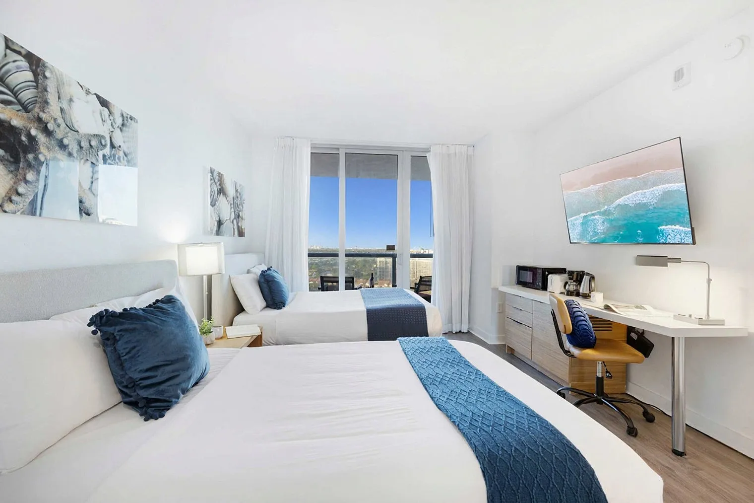 Studio, 1.0 bath, 290 sqft, $1,697 — Photo 1