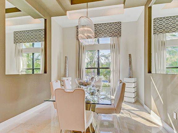 Elegant formal dining room