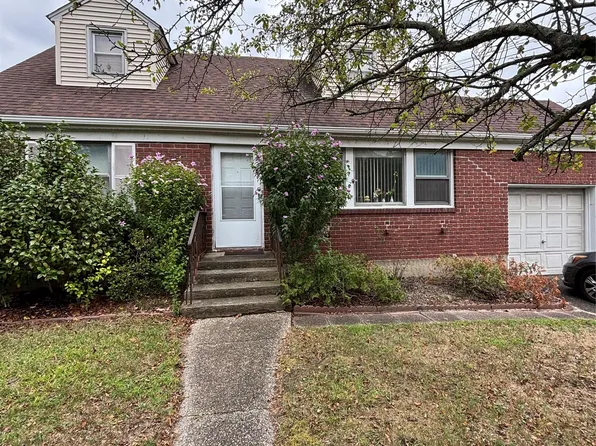 371 N Ocean Avenue, Patchogue, NY 11772