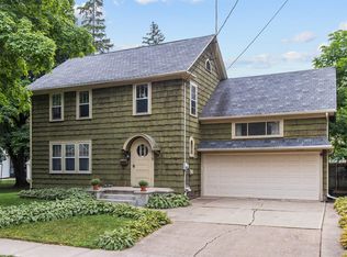 519 N Summit St, Appleton, WI 54914