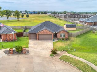 4000 Grace Cir, Yukon, OK 73099