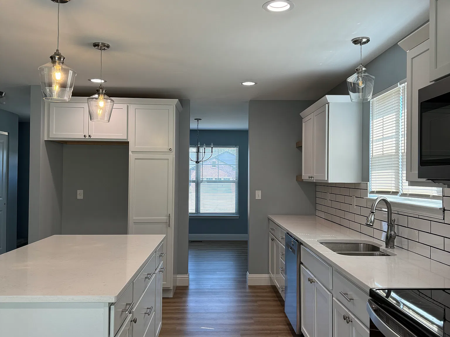 1815 Crimson Oak Dr — Photo 4