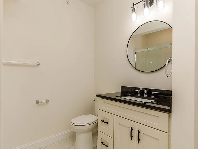 150 State Rd E #6 — Photo 4