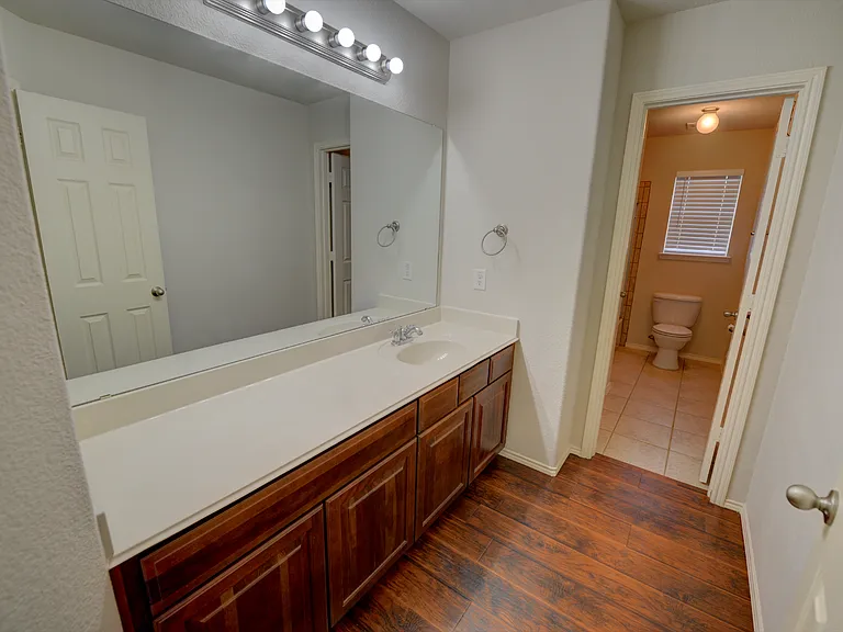 4005 Penny Royal Dr — Photo 24