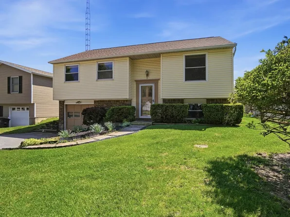 5454 Brook Point Rd, Toledo, OH 43611